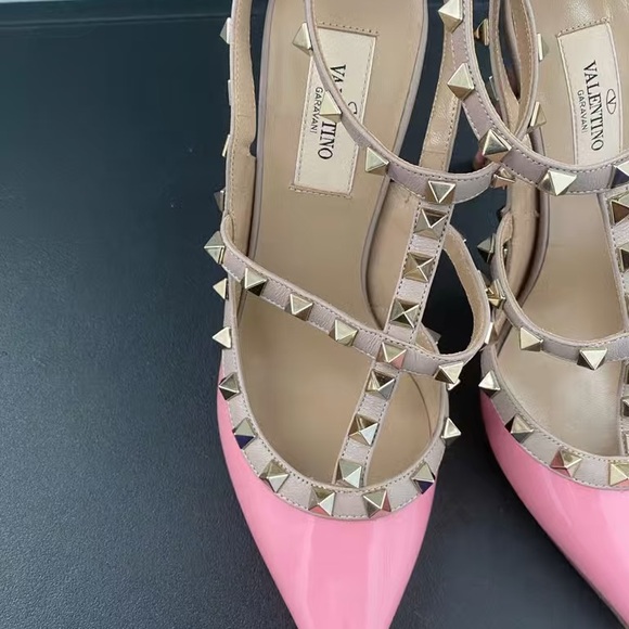 Valentino Pink Studded Patent Heels - Picture 5 of 10